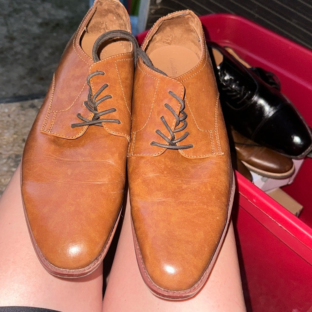 Men’s dress shoes